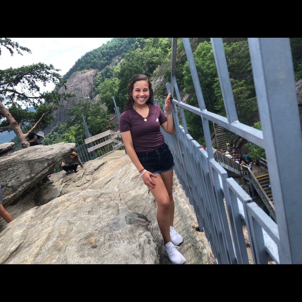 Meet your Posher, Neira